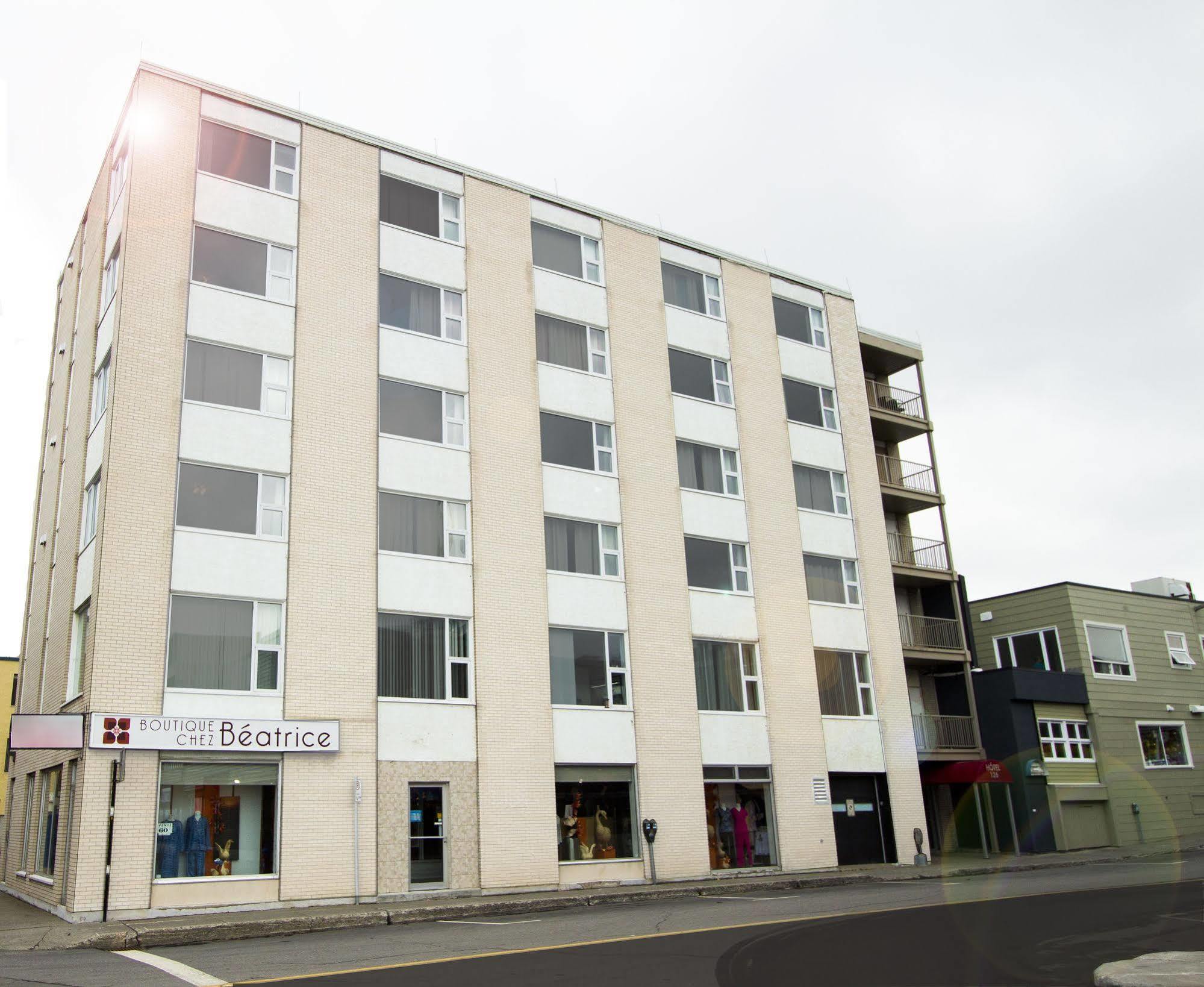 Hotel Saint-Germain Rimouski Exterior photo